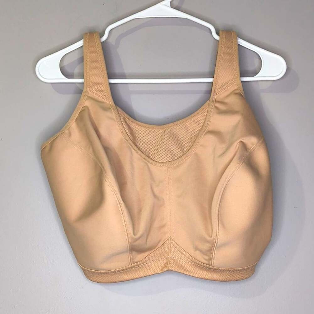 Glamorise Sport 40J Beige High Support Wireless Sports bra no bounce camisole